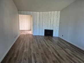 4018-4020 Tricia Way in North Highlands, CA - Building Photo - Building Photo