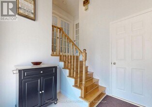 54 Emcarr Dr in Toronto, ON - Building Photo - Building Photo