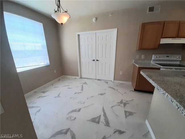 7965 Preserve Cir in Naples, FL - Building Photo - Building Photo