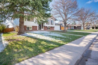 7373 E Fremont Dr in Centennial, CO - Building Photo - Building Photo