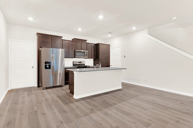 1943 Hellams Ln in Royse City, TX - Building Photo - Building Photo