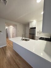 393 W Broadway in Boston, MA - Building Photo - Building Photo