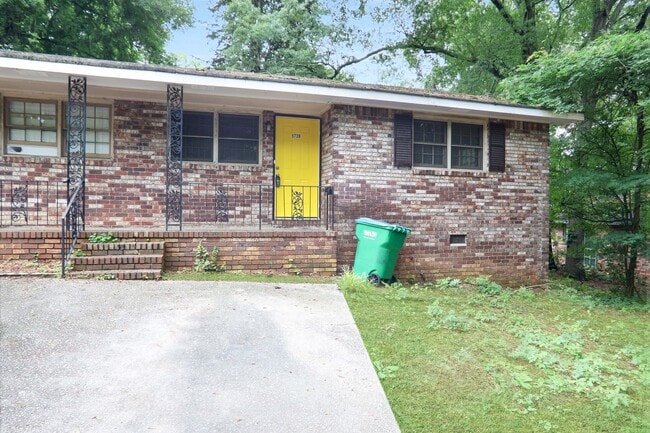 property at 5737-5739 Alabama St SW