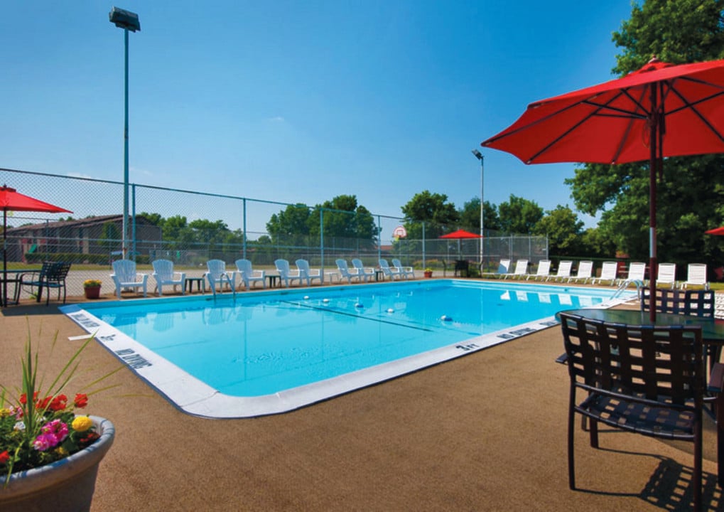 Monroeville Apartments at Deauville Park in Monroeville, PA