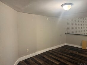 48 Cannon St in Poughkeepsie, NY - Building Photo - Building Photo