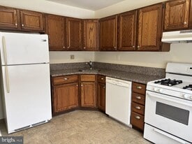 2028 Yorktown N in Norristown, PA - Building Photo