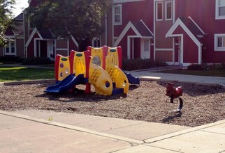 Jefferson Square in Northfield, MN - Building Photo - Building Photo