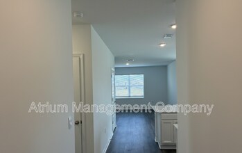 1254 Alstonia Ln in Mount Dora, FL - Building Photo - Building Photo