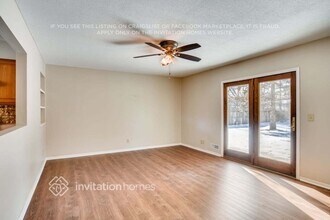 944 Beacon Ln in Apple Valley, MN - Building Photo - Building Photo