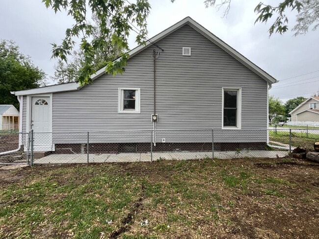 924 16th Ave in Council Bluffs, IA - Building Photo - Building Photo