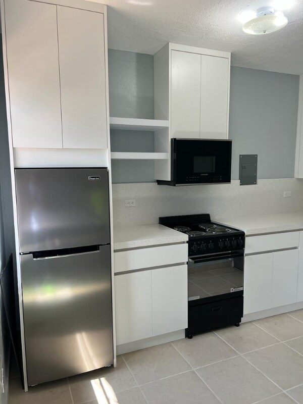 3045 SW 1st St-Unit -3 in Miami, FL - Building Photo - Building Photo