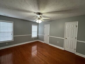 584 S Buckeye Dr in Raeford, NC - Building Photo - Building Photo