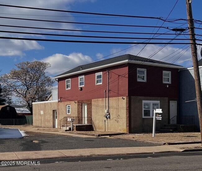 property at 19 Laurel Ave