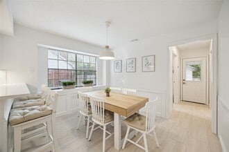 89 Towering Pines Dr in Spring, TX - Building Photo - Building Photo