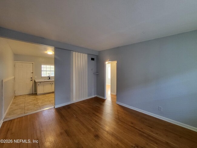 property at 2648 Dellwood Ave