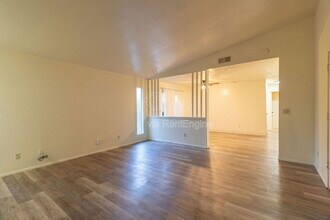 5626 Blackoak Ct in Stockton, CA - Building Photo - Building Photo