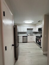 1031 Station St-Unit -1031 in Lakeland, FL - Foto de edificio - Building Photo