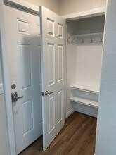 1701 B Aliak Dr, Unit Unit 3 in Kenai, AK - Building Photo - Building Photo