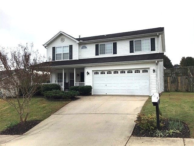 208 Juniper Leaf Way in Greer, SC - Building Photo