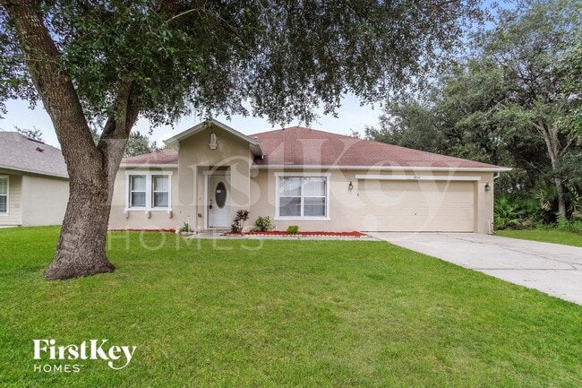 property at 1932 Michigan Ct