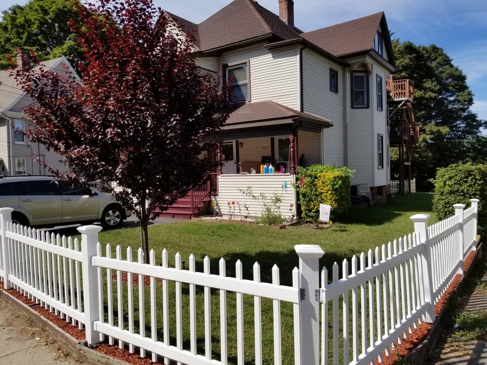 312 Derby Ave, Unit 1 in Derby, CT - Foto de edificio