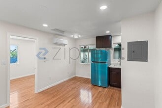 4564 Angeles Ave in Fremont, CA - Building Photo - Building Photo