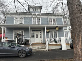 230 Greenwich Ave in Goshen, NY - Building Photo
