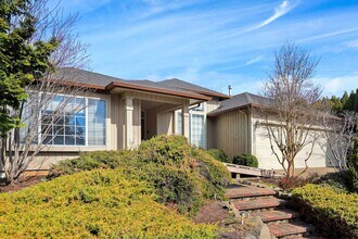 2217 Juliet Ct S in Salem, OR - Building Photo - Building Photo