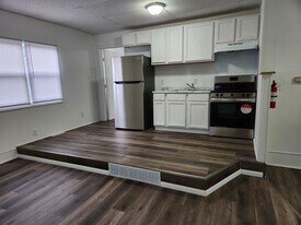 112 N 3rd Ave in Big Rapids, MI - Building Photo