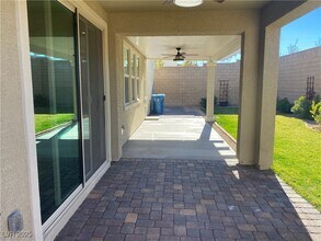 8081 California Pine St in Las Vegas, NV - Building Photo - Building Photo