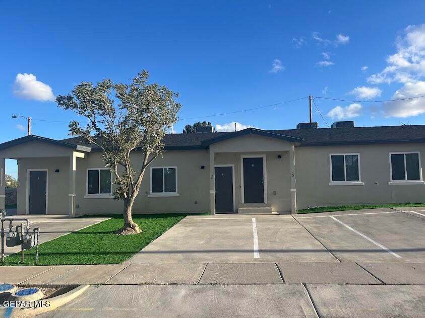 8761 Lawson - in El Paso, TX - Building Photo