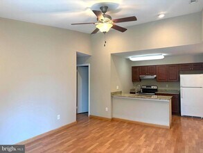 258 Barclay Ct in West Deptford, NJ - Building Photo - Building Photo