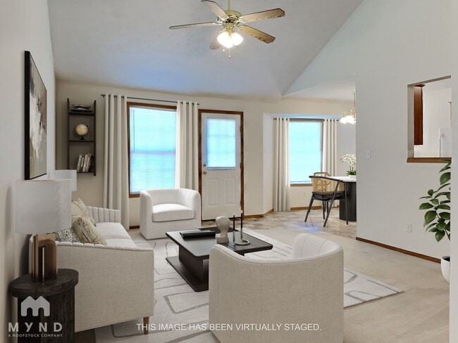 1721 Windmill Way in Republic, MO - Foto de edificio - Building Photo