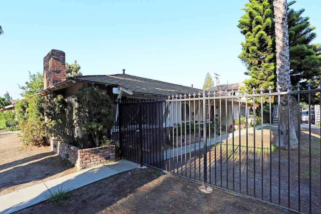 12111 Adrian St in Garden Grove, CA - Building Photo