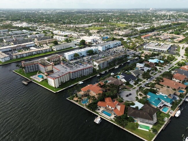 109 Paradise Harbour Blvd in North Palm Beach, FL - Building Photo - Building Photo