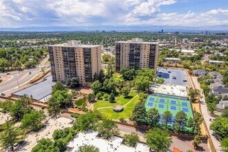 7877 E Mississippi Ave, Unit 106 in Denver, CO - Foto de edificio - Building Photo