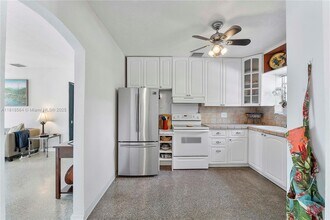 1321 NE 16th Ave in Fort Lauderdale, FL - Building Photo - Building Photo