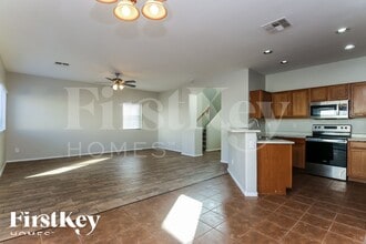 3526 W Monte Way in Phoenix, AZ - Building Photo - Building Photo