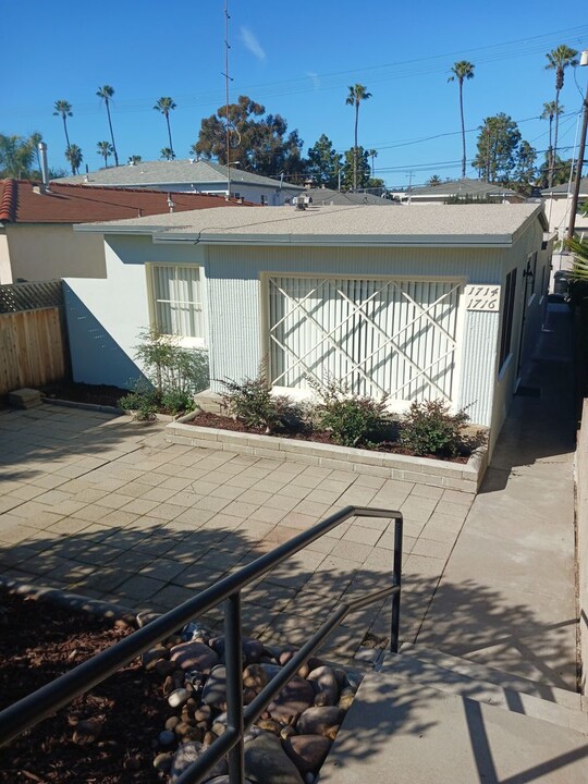 1714 Thomas Ave in San Diego, CA - Foto de edificio