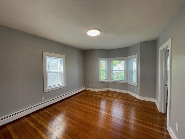 356 Somerville Ave, Unit 3