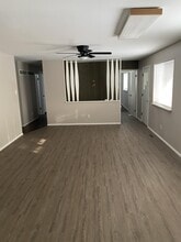 1850 McKelvey Rd in Maryland Heights, MO - Building Photo - Building Photo