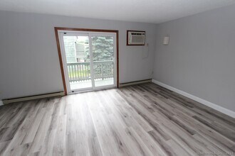 1400 Meriden Rd in Waterbury, CT - Building Photo - Building Photo