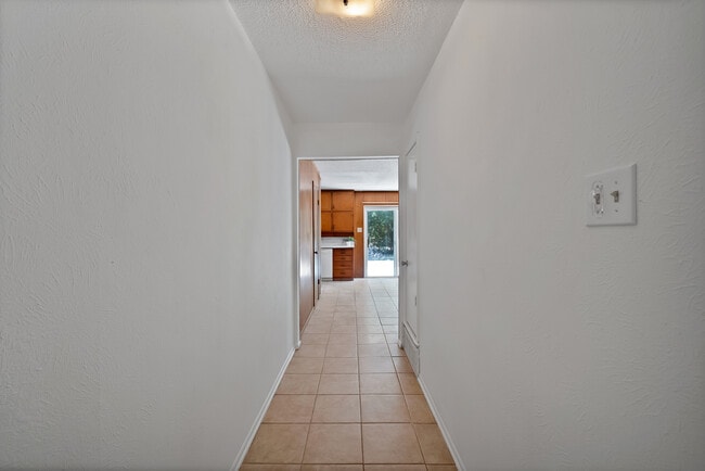 6516 Perdido Dr in Watauga, TX - Foto de edificio - Building Photo