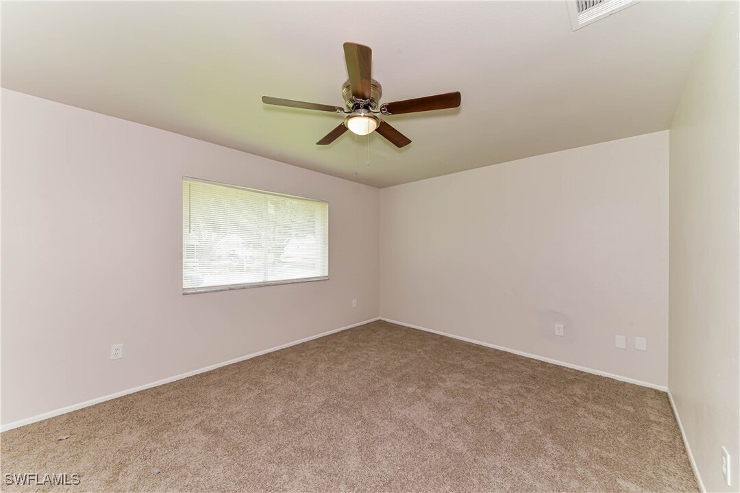 7517 Oxwood St in North Port, FL - Building Photo