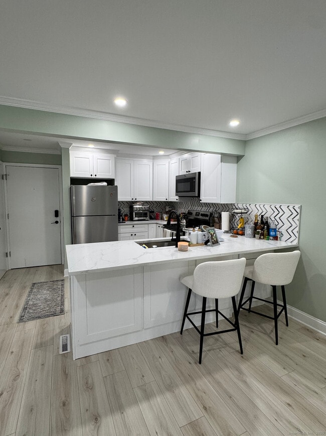 property at 1455 Madison Ave