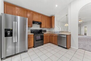 5232 Mango Fruit St in Seffner, FL - Building Photo