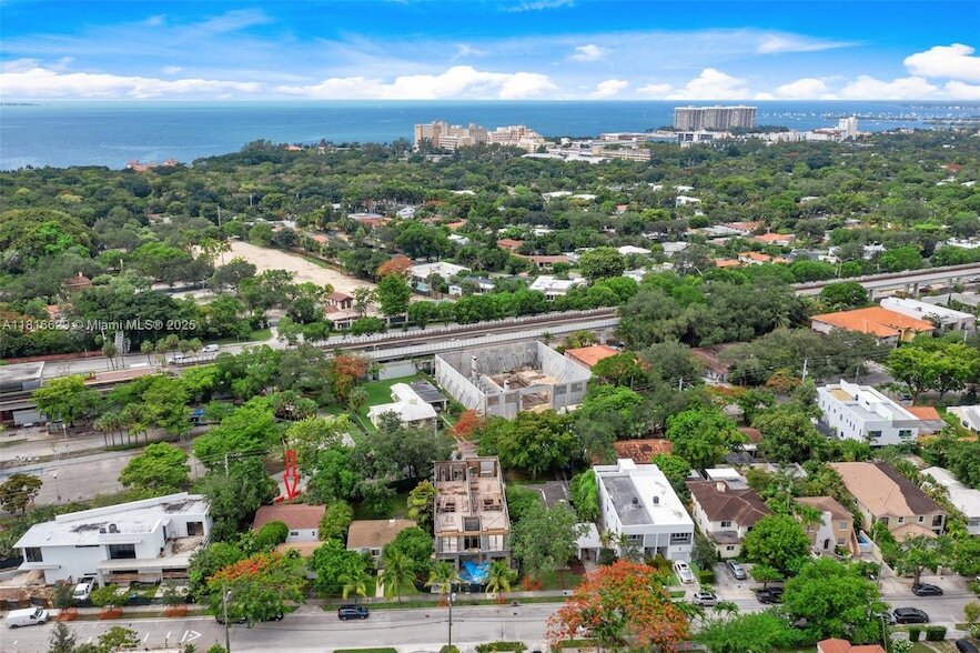 3242 SW 1st Ave in Miami, FL - Building Photo