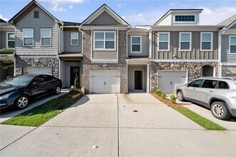 6417 Shalks Xing Dr in Lithonia, GA - Building Photo - Building Photo
