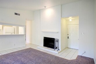 1109 Calico Ln in Arlington, TX - Building Photo - Building Photo