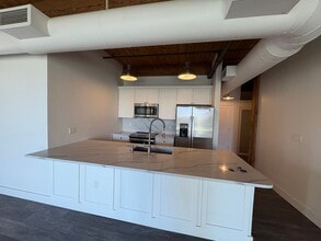 385 Worthington St in Springfield, MA - Building Photo - Building Photo